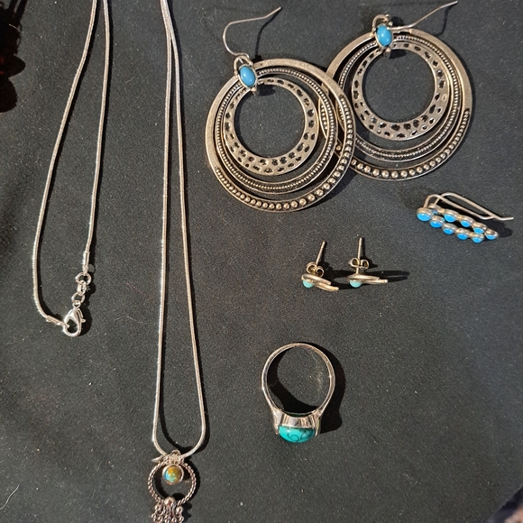 Turquoise and Silver Earring Set - Picture 2 of 3
